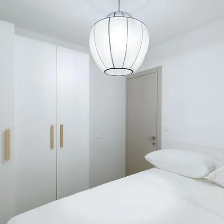 With Parking Space - 24662 Appartement *